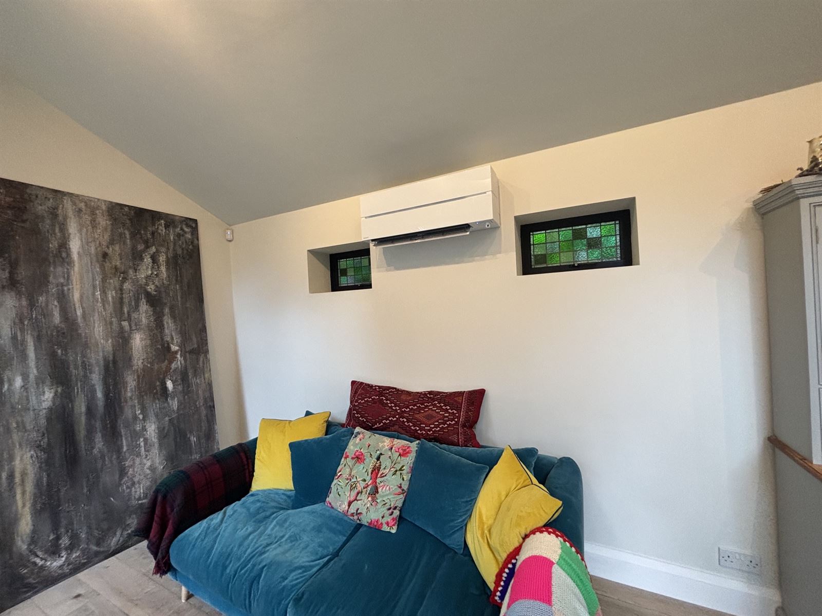 Mitsubishi Electric MSZ-LN unit in an open-plan extension in Bramhall