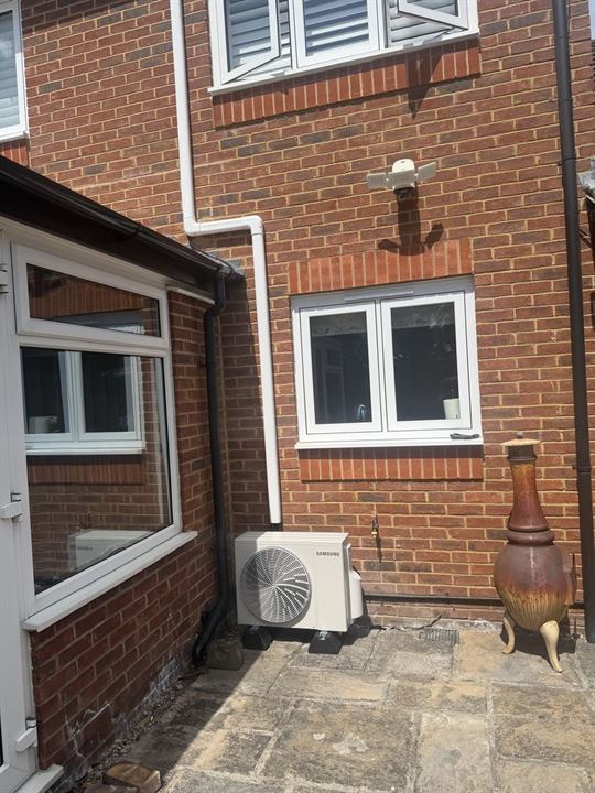 Samsung condenser - patio